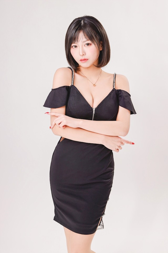 宵凪 カミラプロフィール写真2